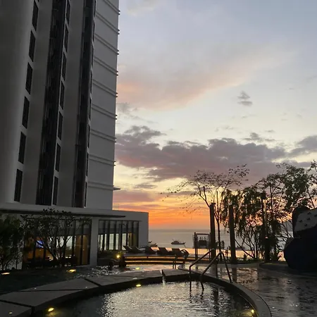The Shore By Ikigai Stay Kota Kinabalu Exterior photo